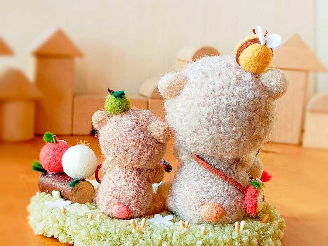 ✿羊毛フェルト✿くま✿種を植えました✿ - メルカリ