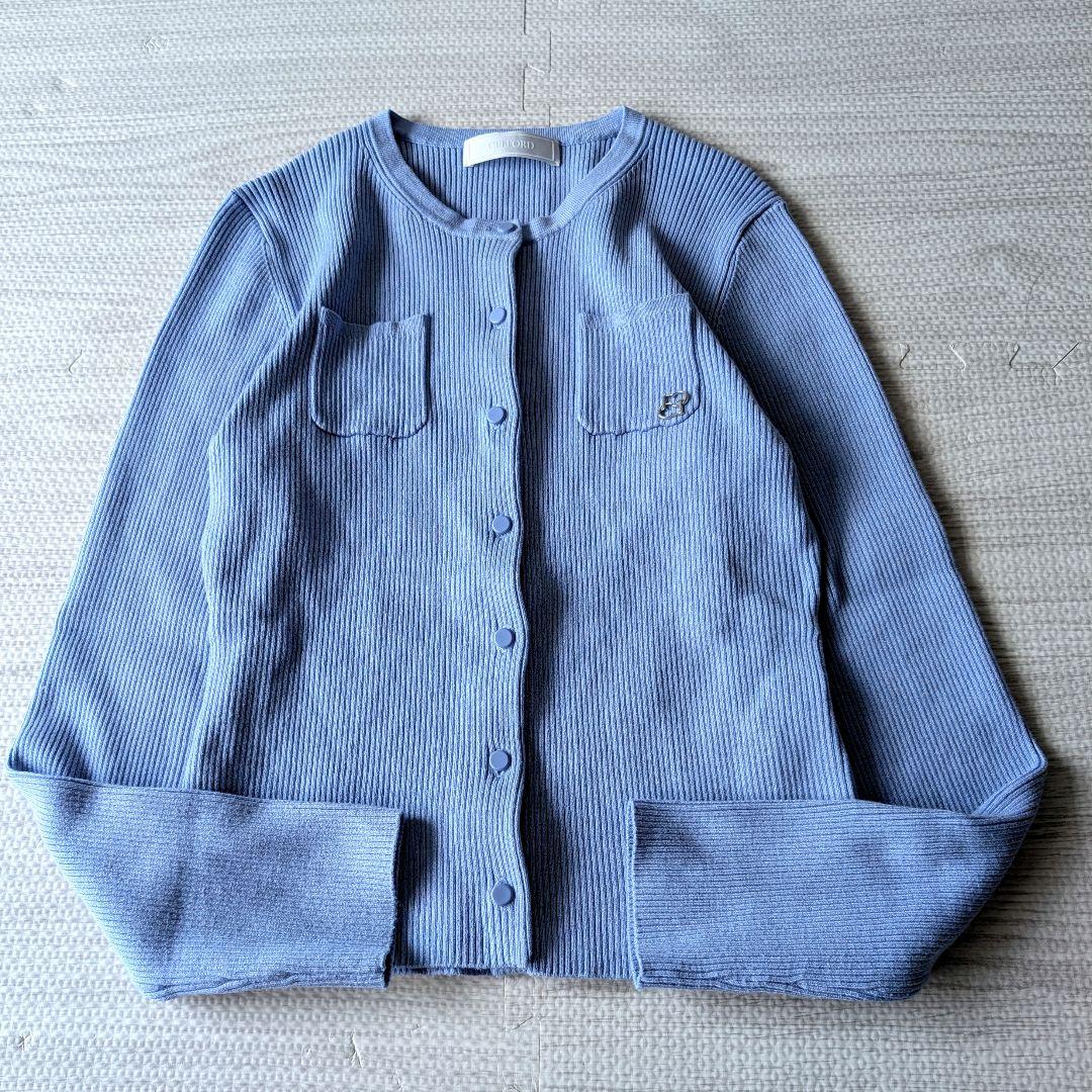 極美品セルフォード 2025 ロゴチャーム リブニットカーディガン ブルー