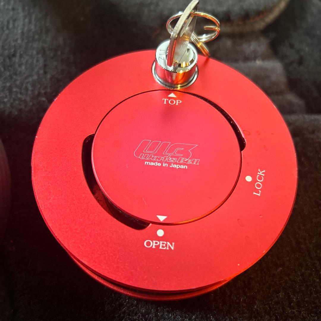 パーツ MOMO Momo Steering Wheel Hub – Black Forest Industries