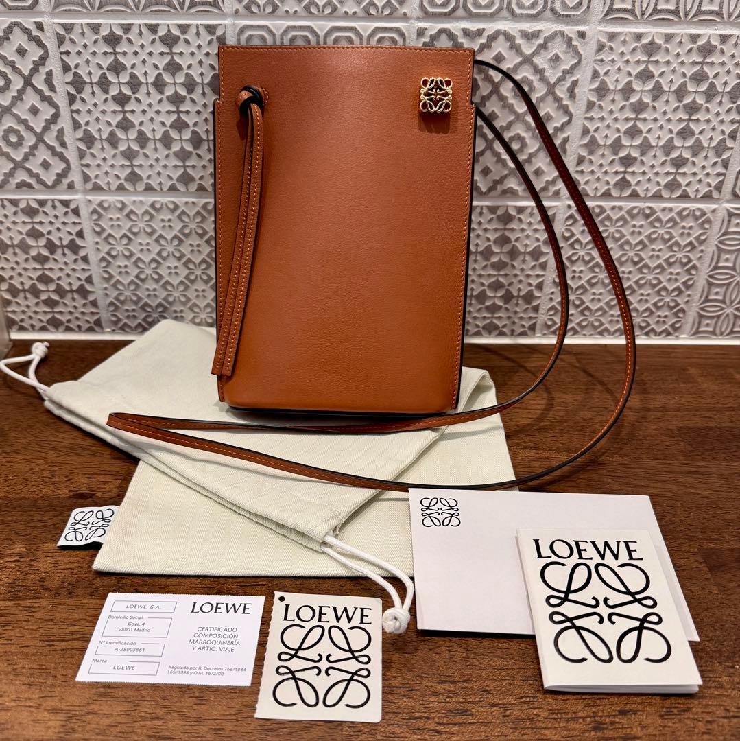 ロエベ ダイスポケット タン - メルカリ