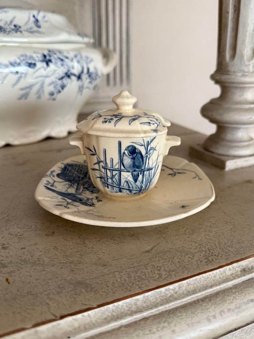 ジアンGienフランスアンティーク陶器小鳥とカゴの柄ムタディエ