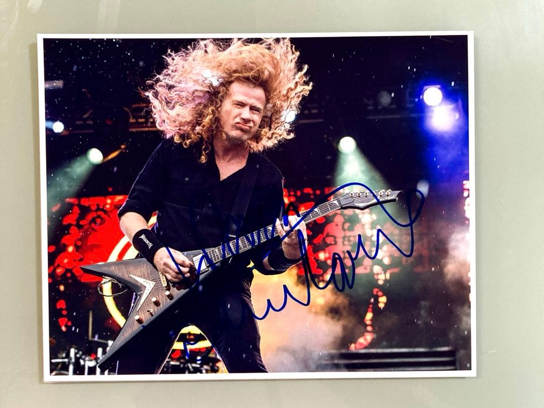 デイヴ・ムステイン直筆サイン入り超大型写真…Dave Mustaine - メルカリ