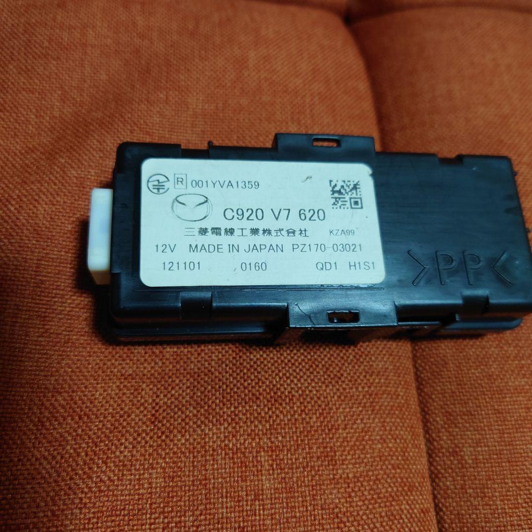 マツダ純正リモコン・エンジンスターターC920-V7-620 - メルカリ