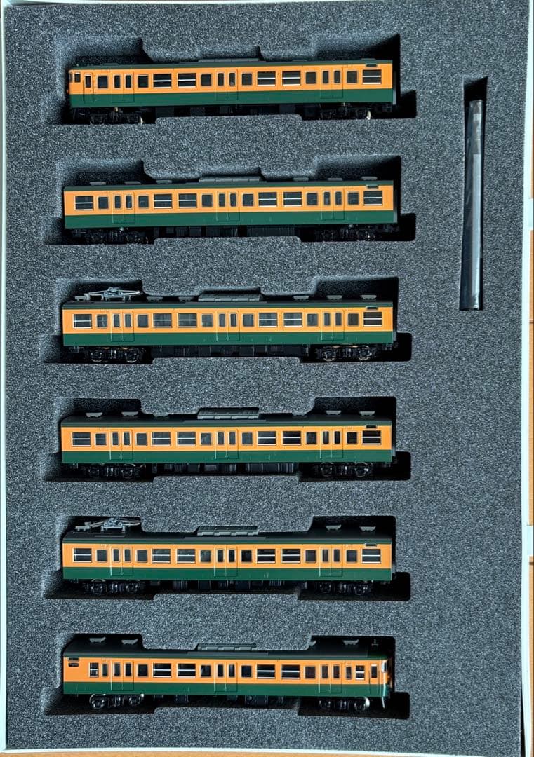 TOMIX JR 113 2000系近郊電車 (湘南色) 6両 国鉄 113-2000系近郊電車(湘南色)基本セットB｜製品情報｜製品検索