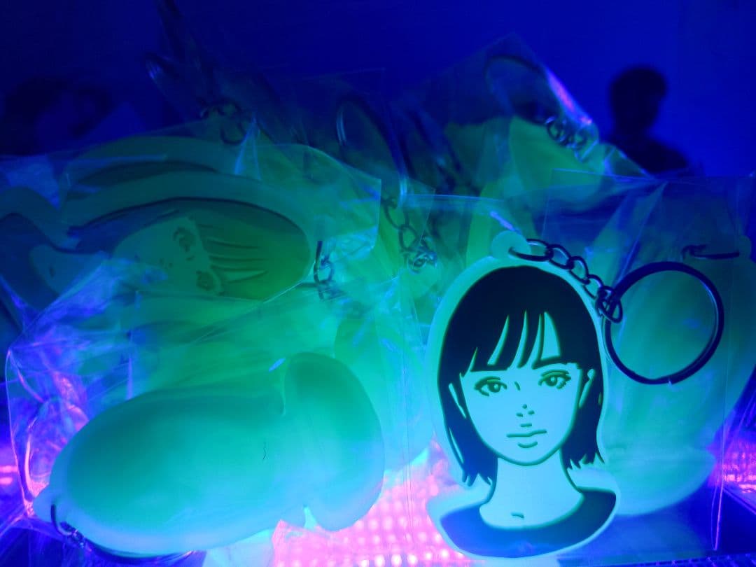 Kyne キネ 蓄光キーホルダー ADAPTATION UNION SODA - メルカリ