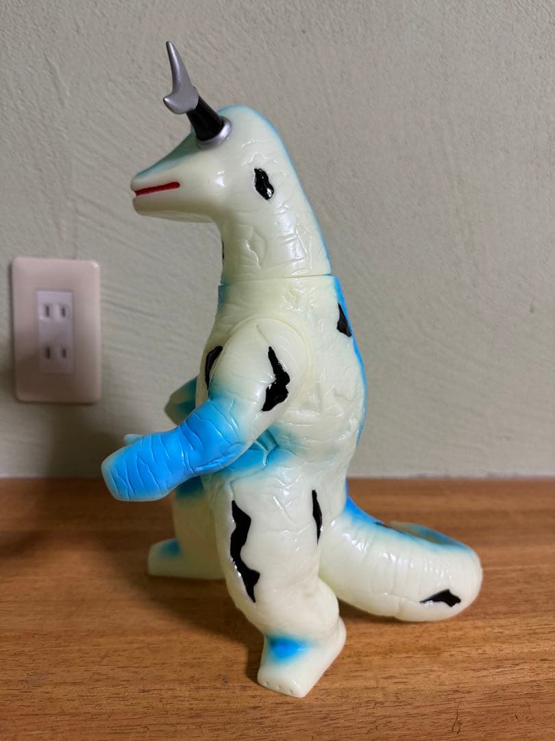 マルサン エレキング 450 蓄光 55th ソフビ ブルマァク m1号 - メルカリ