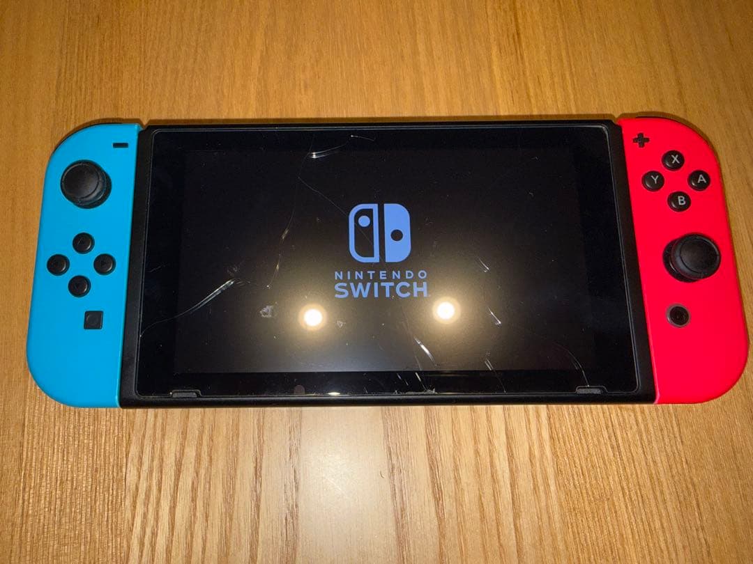 写真3枚目プレゼント】Nintendo Switch 本体と各種おまけ付 - メルカリ