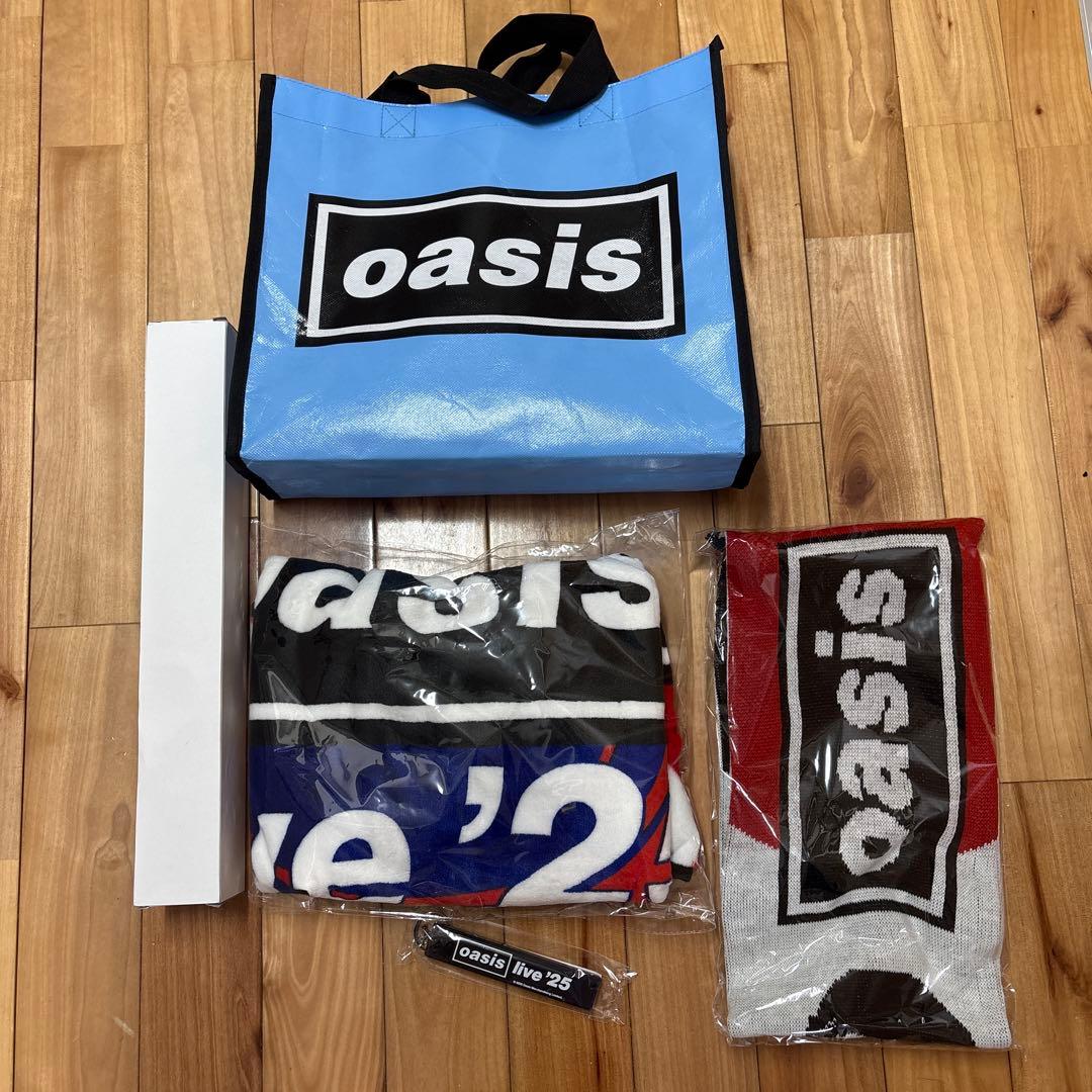 Oasis 福袋 限定商品 グッズ 10/25 - メルカリ