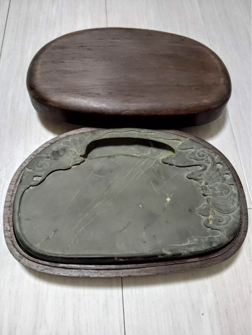 端渓硯 ◆旧老坑水巖・魚脳砕凍・胭脂暈・金綫の極美石◆坑仔巖旧坑◆唐木箱◆ 九吋 Amazon.co.jp: 端渓水巌 老坑 松鶴硯 魚脳凍 天青色 氷紋 端渓硯 書道