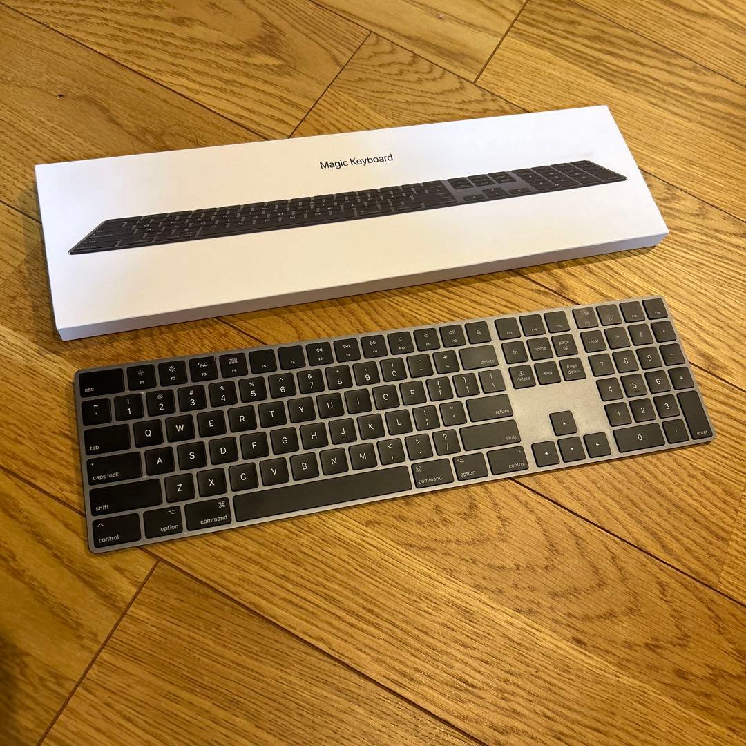 Magic Keyboard スペースグレー US配列 マジックキーボード スペースグレイを買ってみたが圧倒的にかっこいい