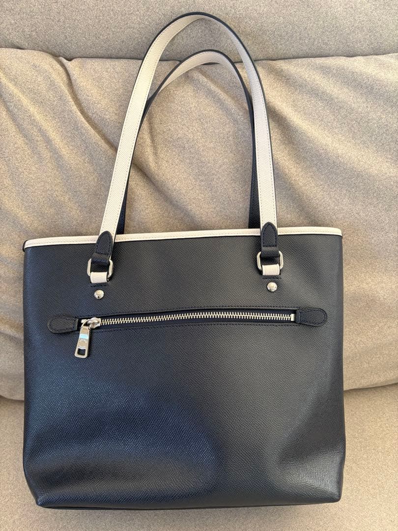 COACH ネイビー ホワイト トートバッグ - メルカリ