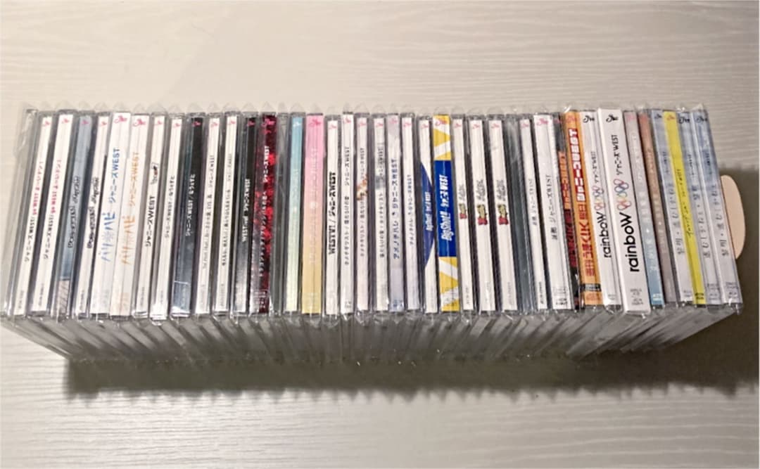 WEST CD 43枚 まとめ売り ジャニーズWEST WEST. ジャニーズWEST CD まとめ売り - メルカリ