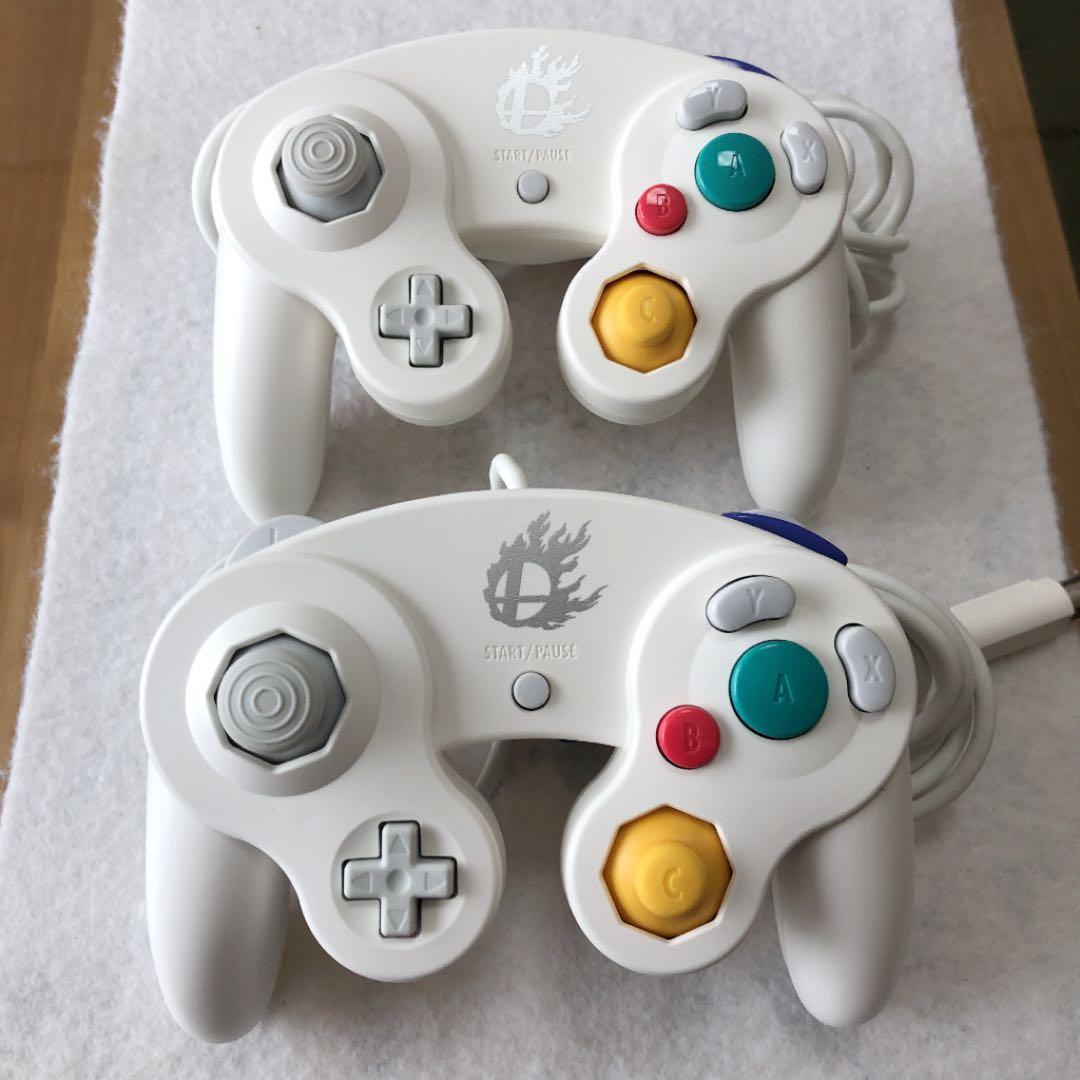 GC『ニンテンドーゲームキューブコントローラー スマブラホワイト』2つ