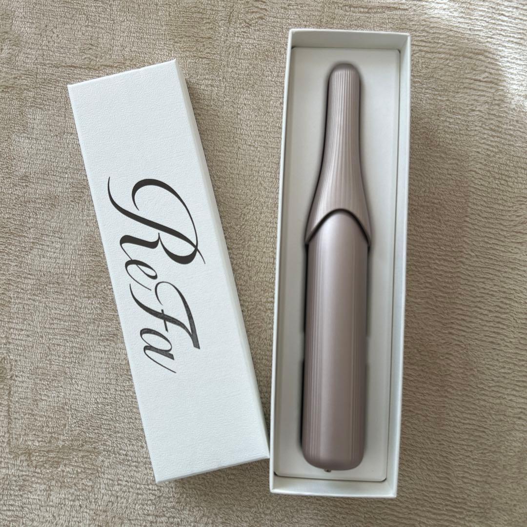 リファフィンガーアイロン ST シャンパンゴールド コンパクトな