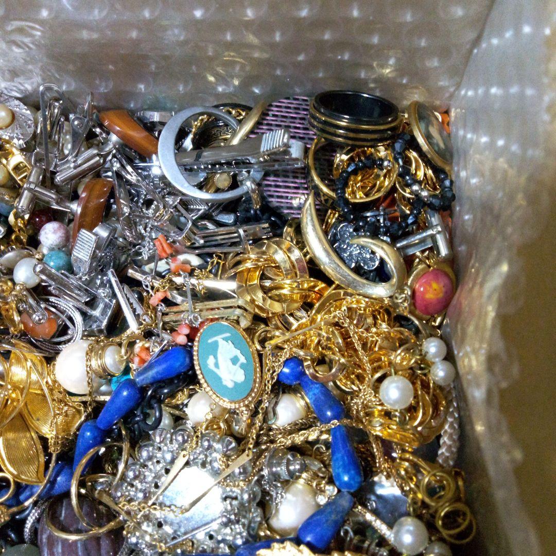 アクセサリーまとめ売り大量 - メルカリ