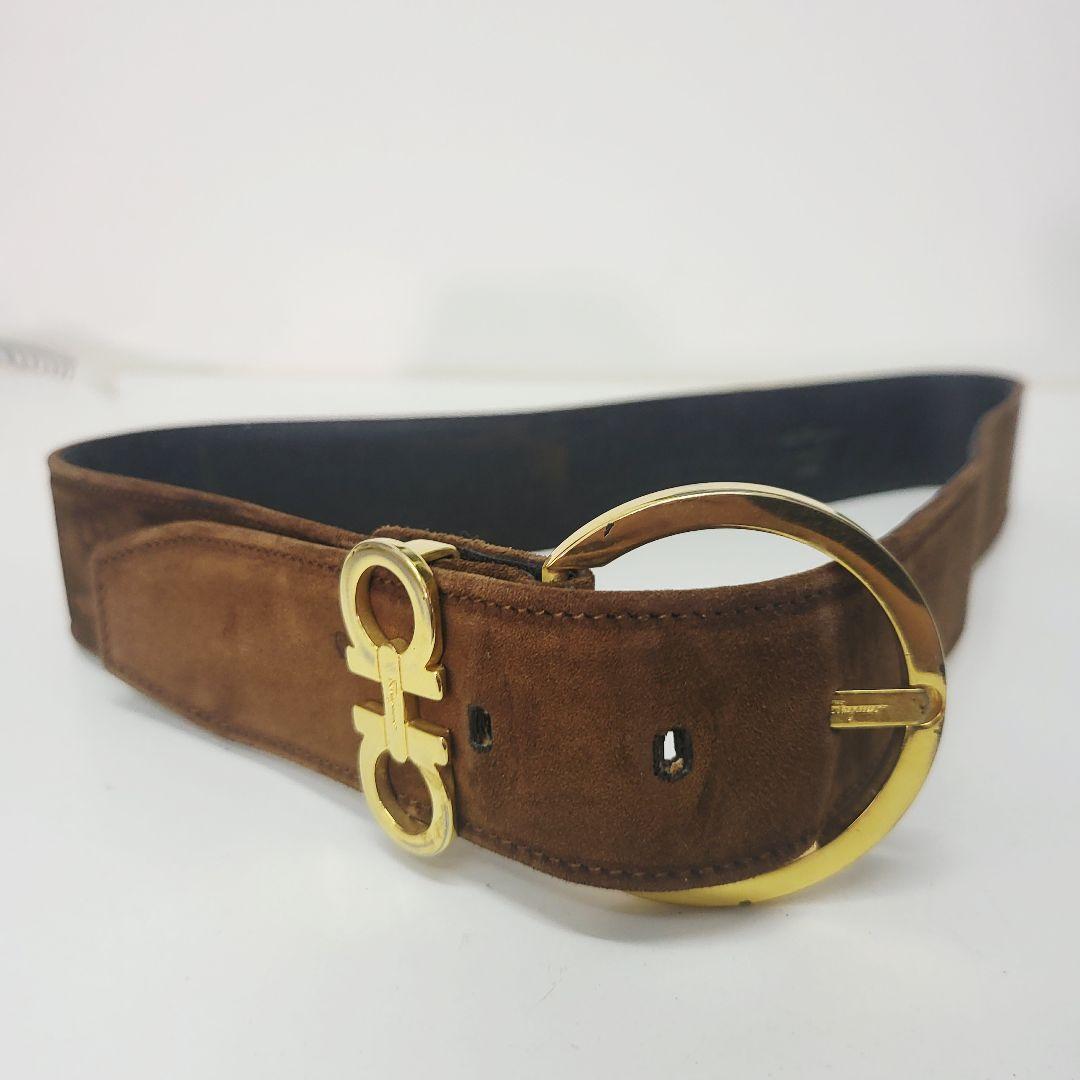 Salvatore Ferragamo フェラガモ ベルト ガンチーニ スエード - メルカリ