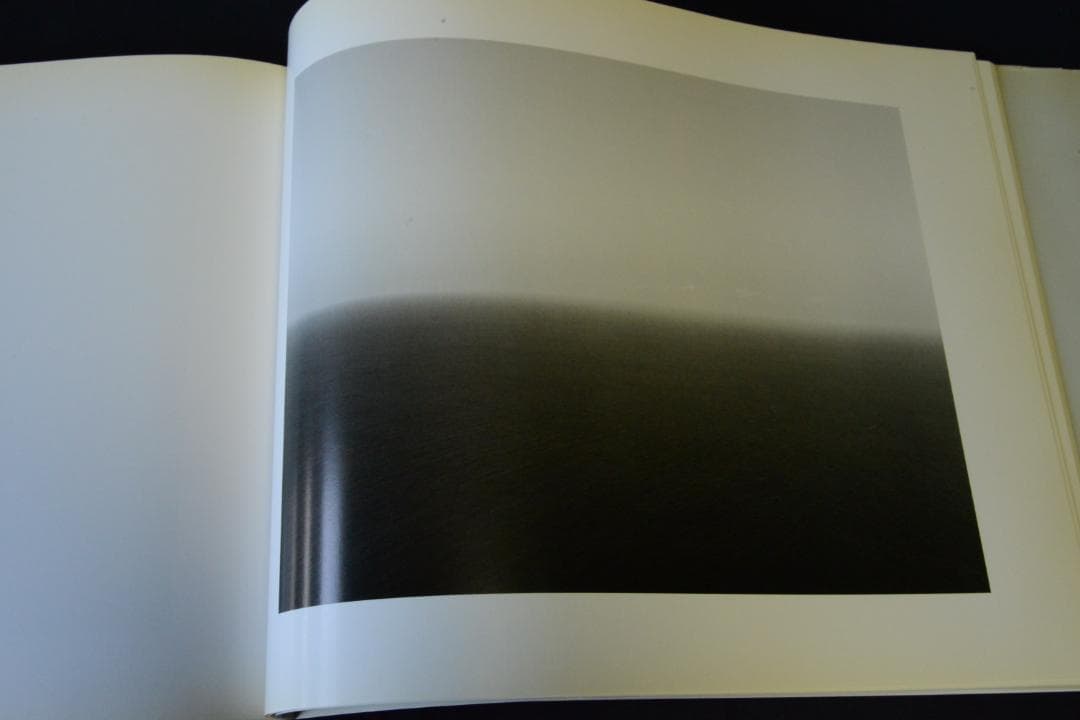 SUGIMOTO】杉本博司写真集 大幅に再値下げしました - メルカリ