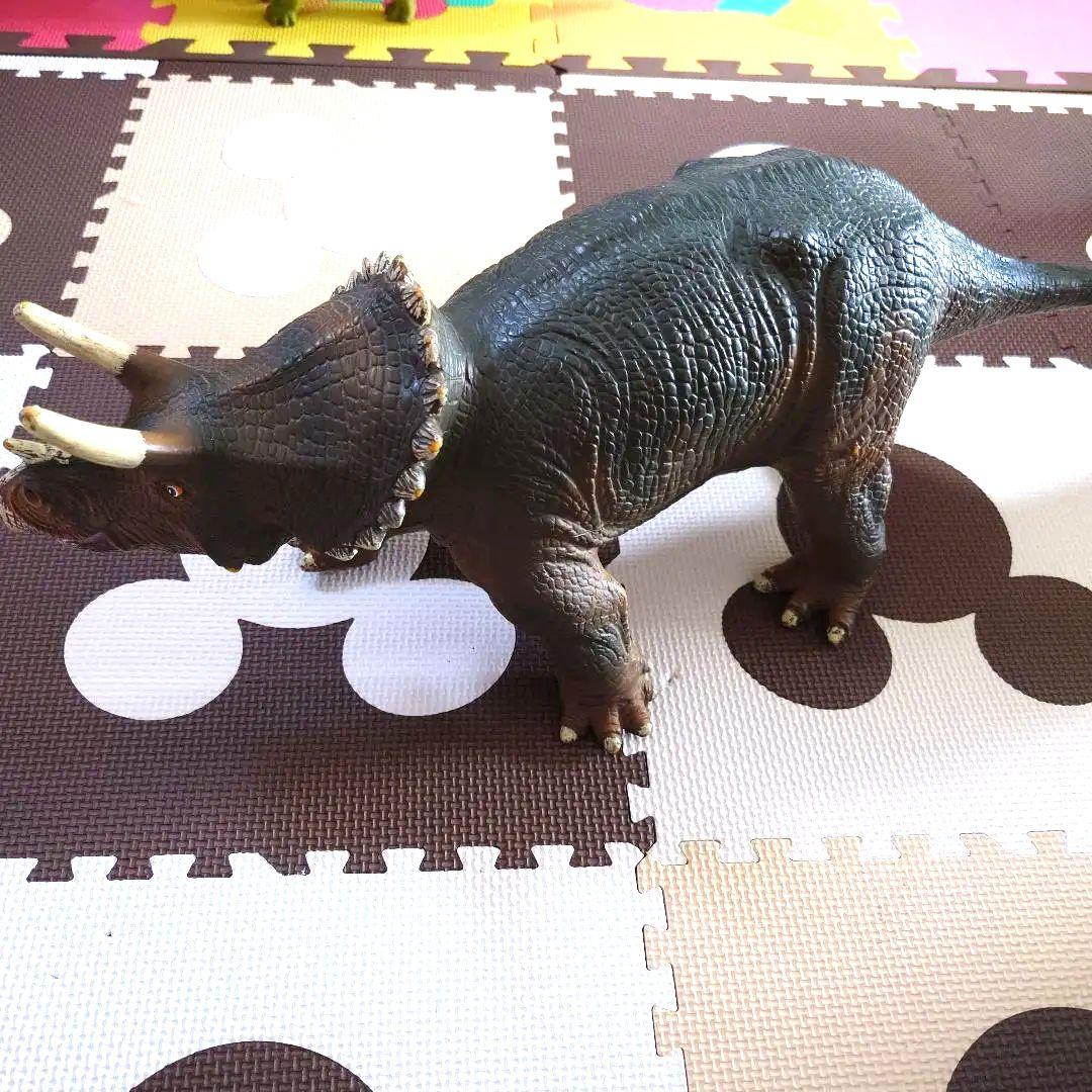 Favorite Brachiosaurus 巨大 恐竜 11体セット 柔らか - メルカリ