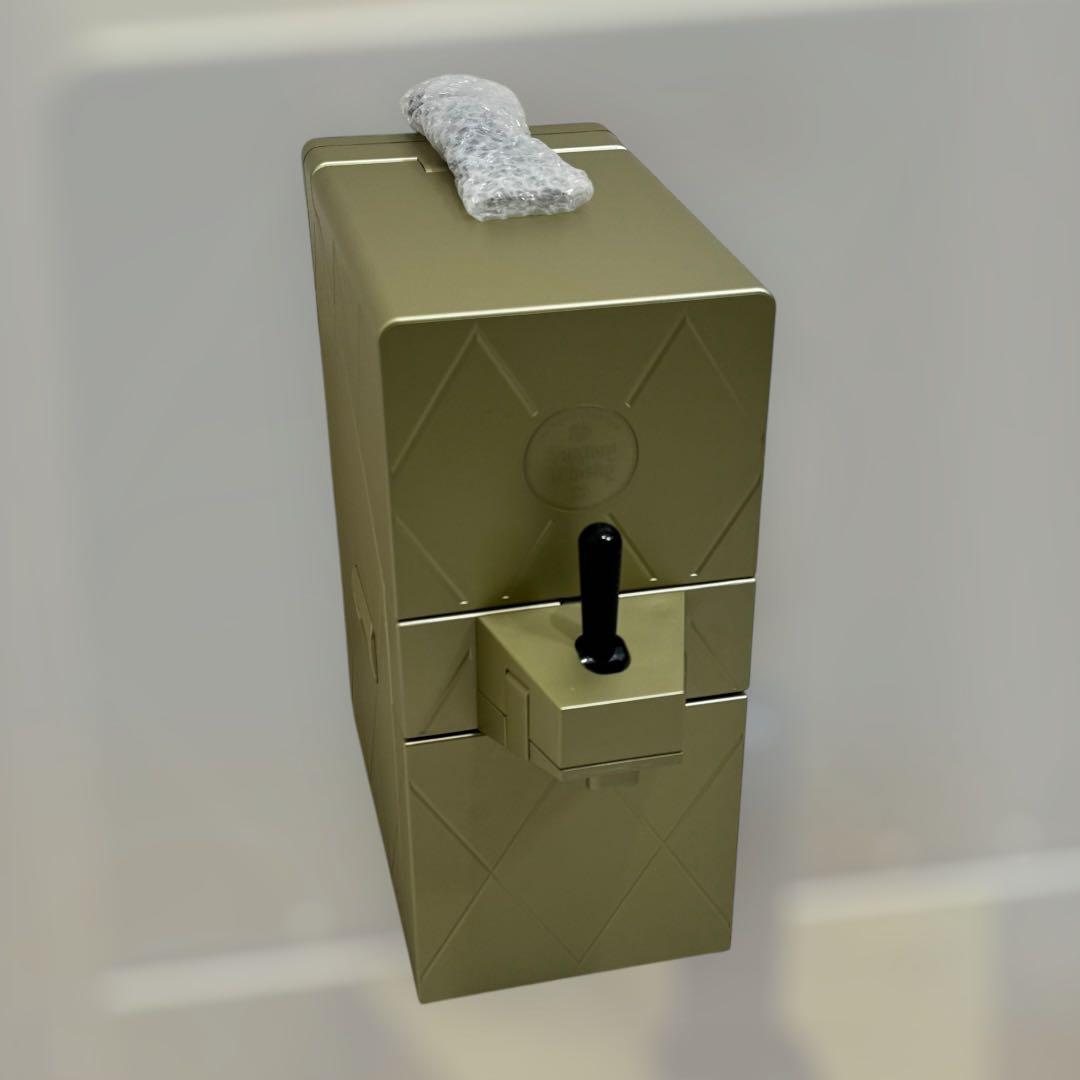 8330.サントリー おうちで角ハイボールタワー HT-700 サントリー角 『おうちで角ハイボールタワー ハイボール 角瓶