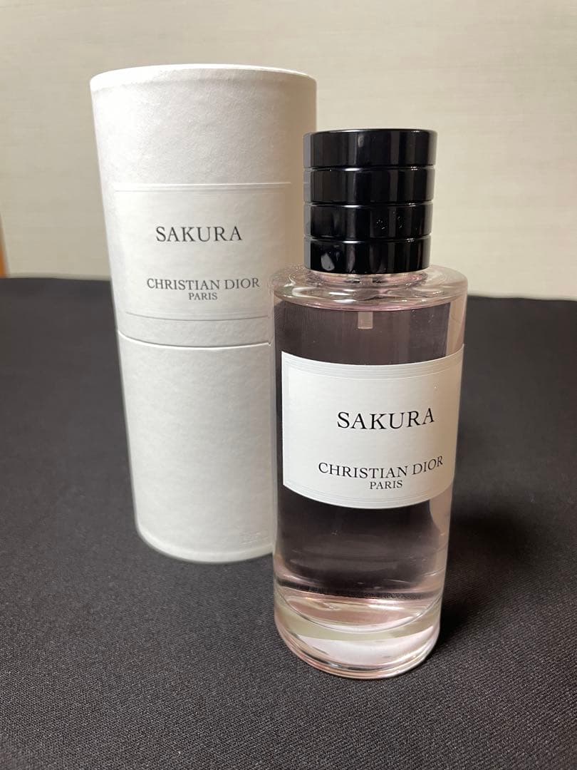 CHRISTIAN DIOR SAKURA 香水　125ml Sakura: floral unisex fragrance of Japanese inspiration | Dior US