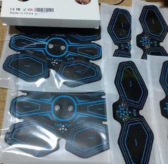 ❤超豪華11点セット❣1日30分の使用で理想的な体に♪❤EMS