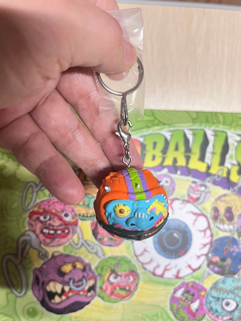 MADBALLS VINYL KEYCHAIN SERIES - メルカリ