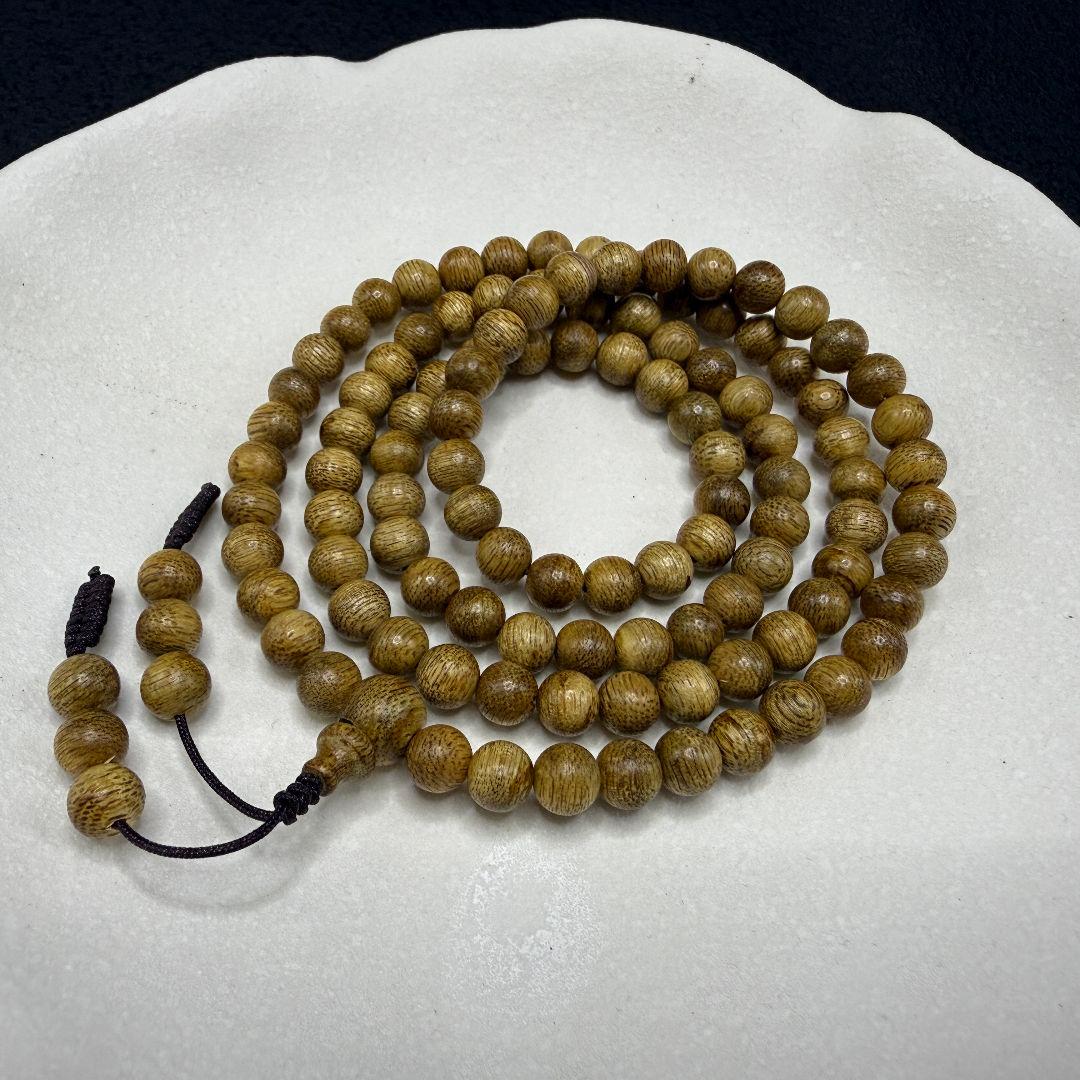 L016 極上緑油伽羅 沈香 香木 重い8.3g 極上緑油伽羅 沈香原木 黒伽羅 香木 重さ:3.1g 極上緑油伽羅 沈香原木