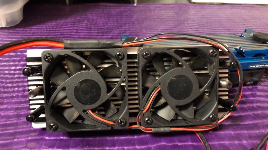 貴重】イーグルP.D.ステーション&バッテリヒートシンクスタンドx2 おまけ付