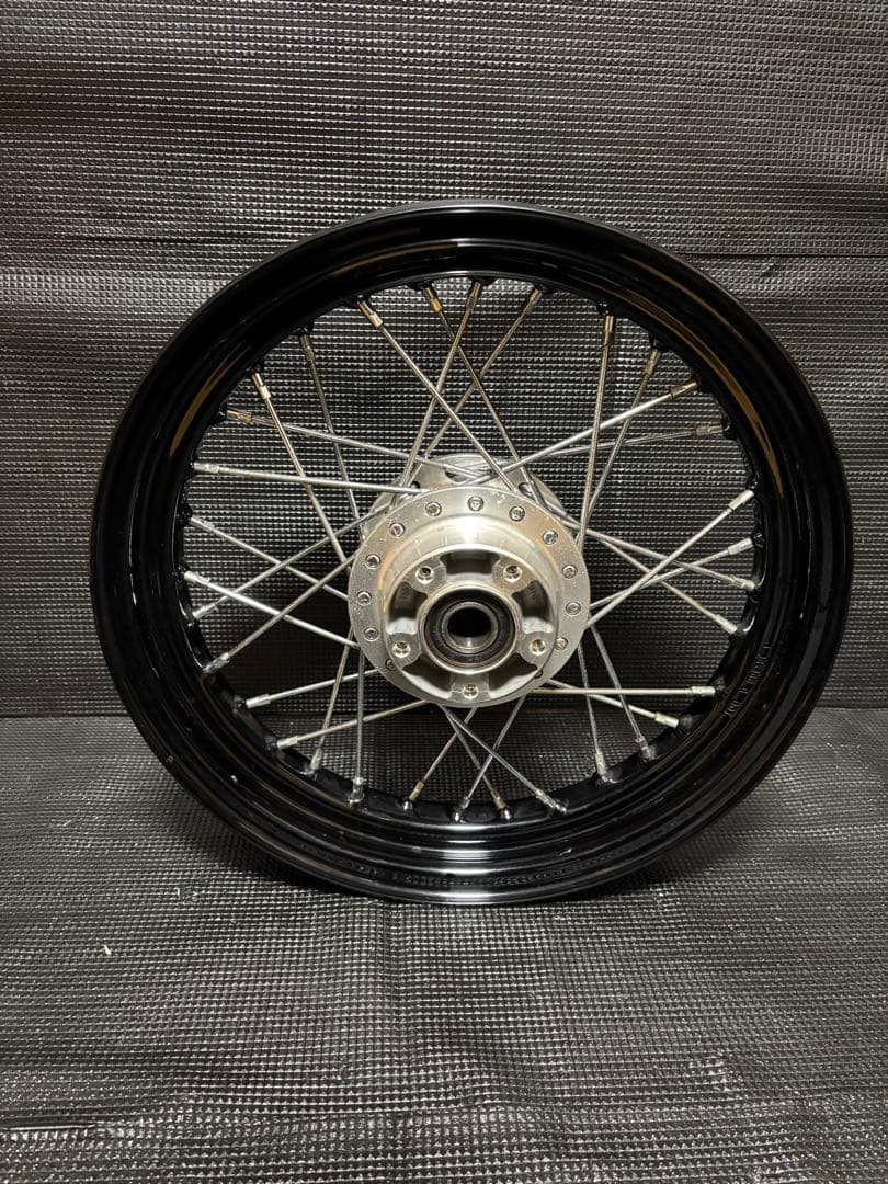ハーレー スポーツスター 16✖︎3.00 フロントホイール 04年以降 商品詳細 【スポーツスター（00〜04年式）用スポークホイール<br