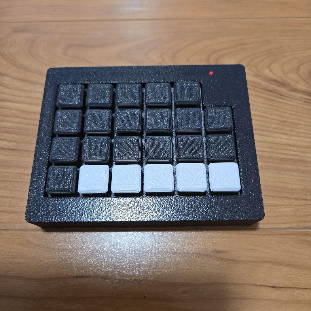 Orbee トラックボール ロープロファイル 無線分割キーボード zmk