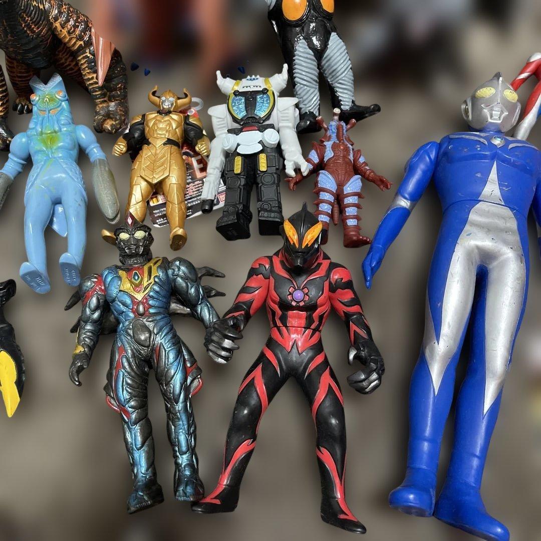 ウルトラマン フィギュアセット 多数 ウルトラマン32体 怪獣20体