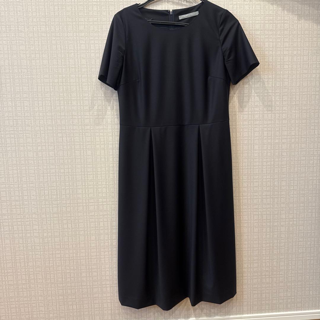 theory luxe ブラック 半袖 ひざ丈ワンピース ドレス・ワンピース | Theory luxe[セオリーリュクス]公式通販サイト