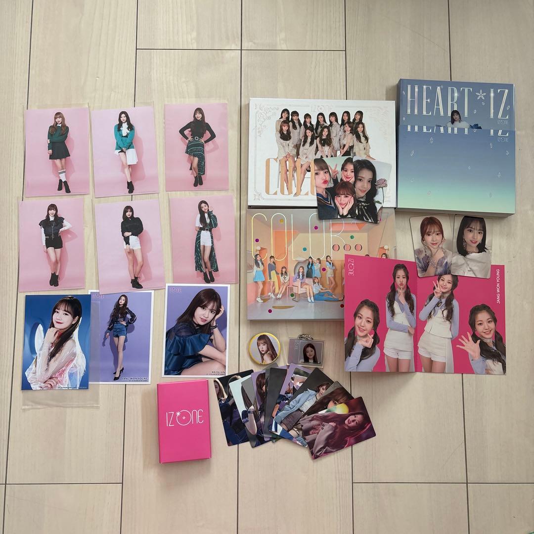 IZ*ONE アルバム&グッズまとめ売り - メルカリ