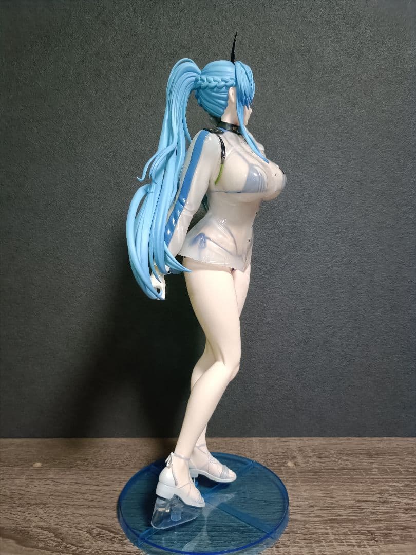 勝利の女神　NIKKE　ヘルム　アクアマリン 1/4 フィギュア　フリーイング