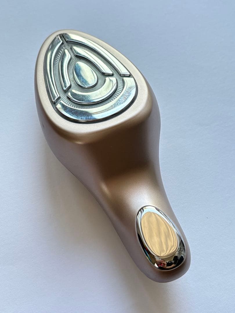 MEラボンエクラ　美顔器 RF・EP・冷却機能付き MEラボンエクラ 美顔器 テレビ紹介商品 EMS ラジオ波 RF EP 美肌