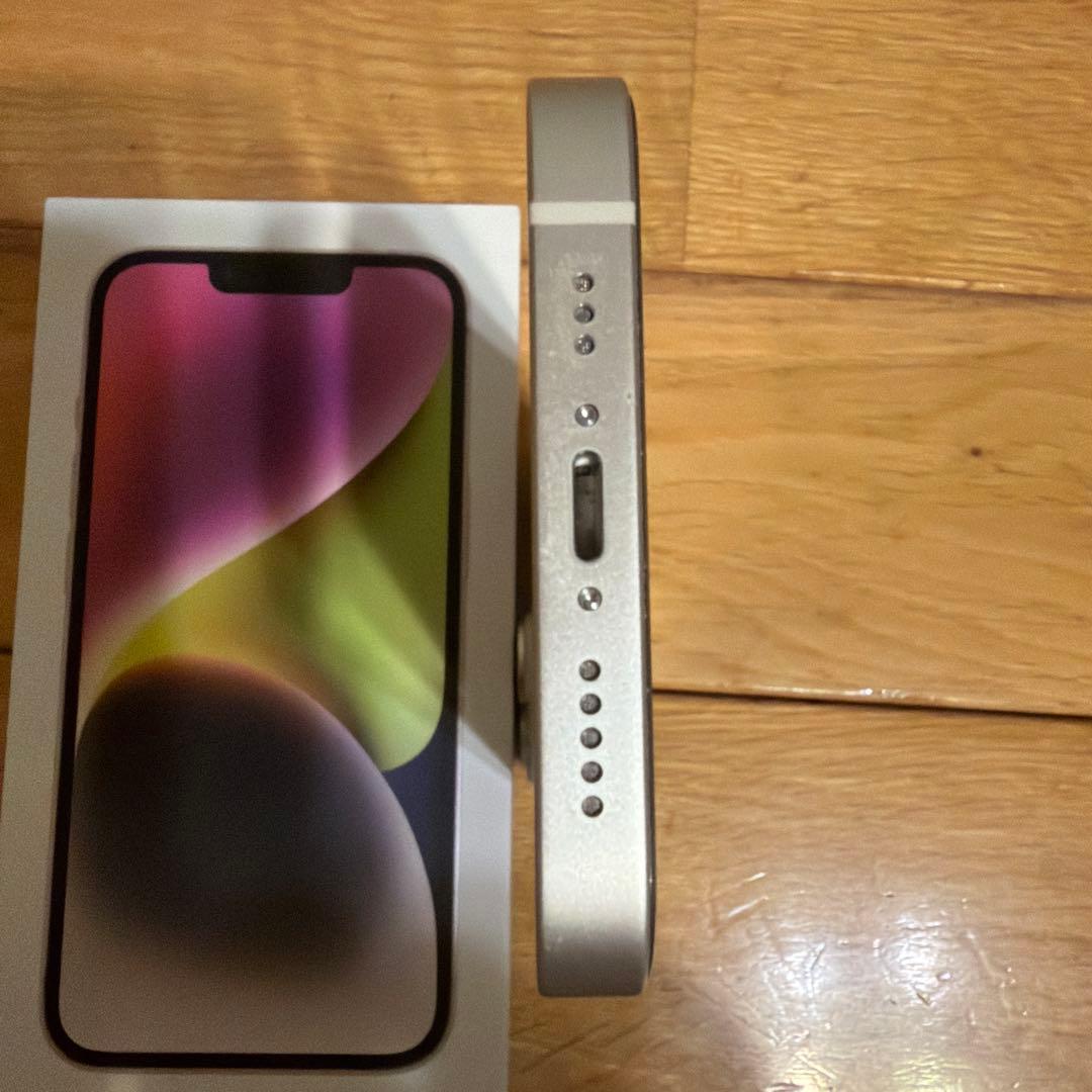 Apple iPhone 14 スターライト本体 充電ケーブル付き SIMフリー