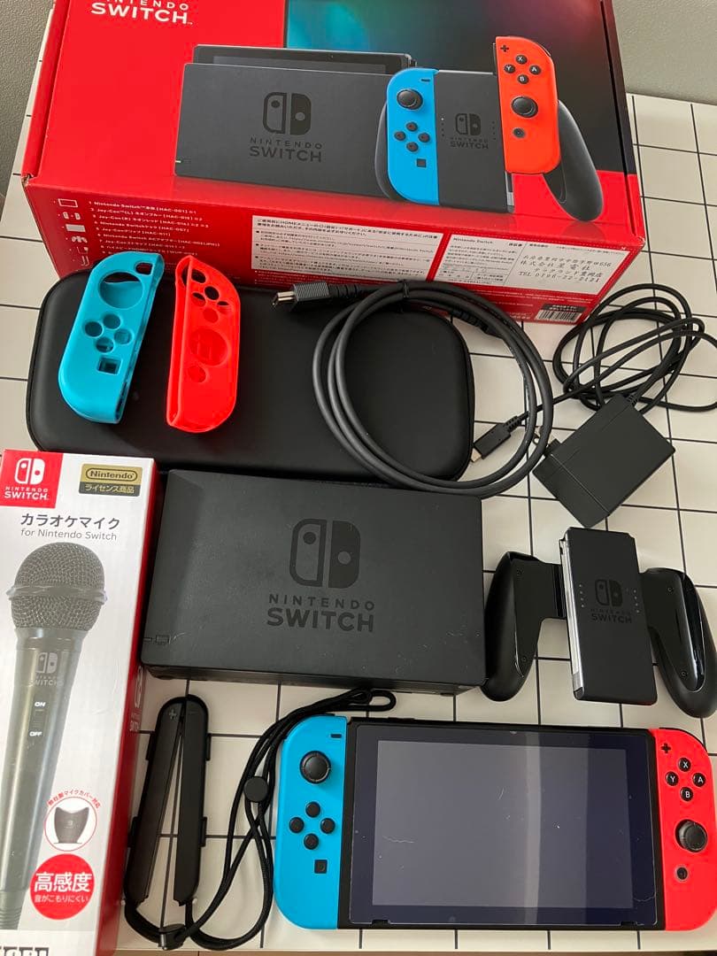 【付属品完備・おまけ付】Nintendo Switch 本体ネオンブルー/レッド Nintendo Switch 本体【Joy-Con(L) ネオンブルー/(R) ネオンレッド