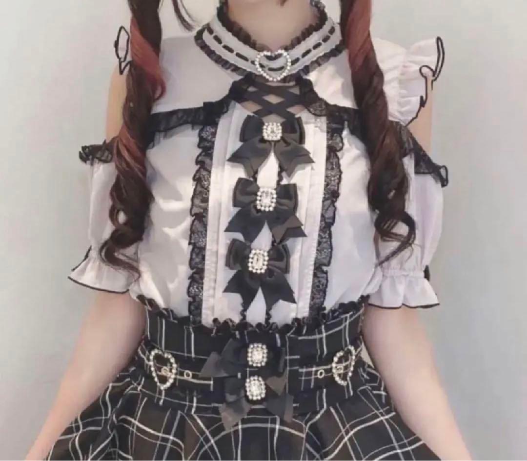 LIZLISA (リズリサ)【3つリボンハートチョーカーブラウス/黒×ピンク