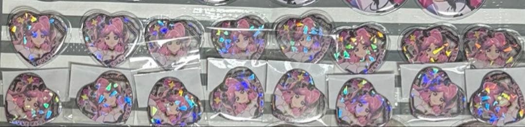 【専用】キュアキッス　ハート型缶バッジ キミとアイドルプリキュア♪】キラキラ缶バッジ（キュアキッス）: 雑貨