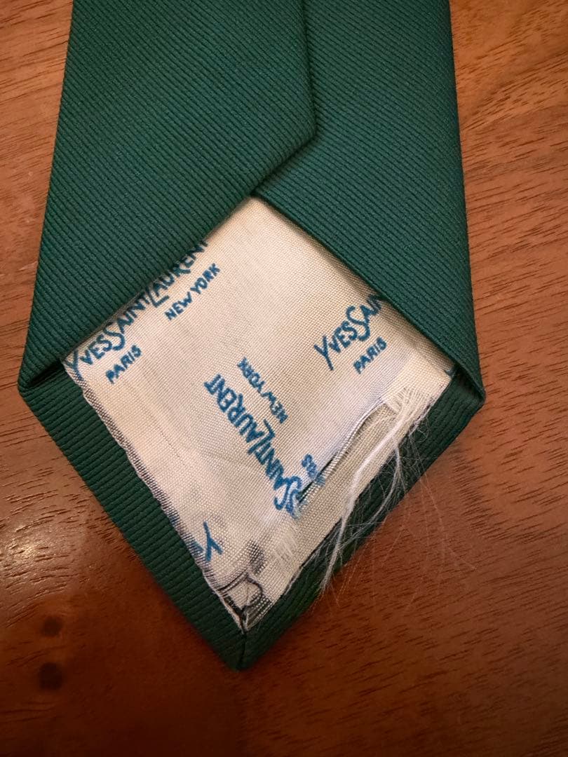Yves Saint Laurent ネクタイ 単色 ダークグリーン - メルカリ
