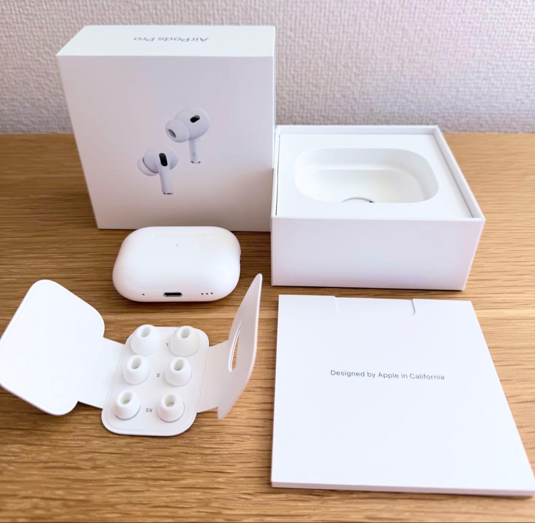 AirPods Pro 2nd 第二世代　Lightning AirPods Pro (第2世代) MagSafe充電ケース (Lightning) 付き