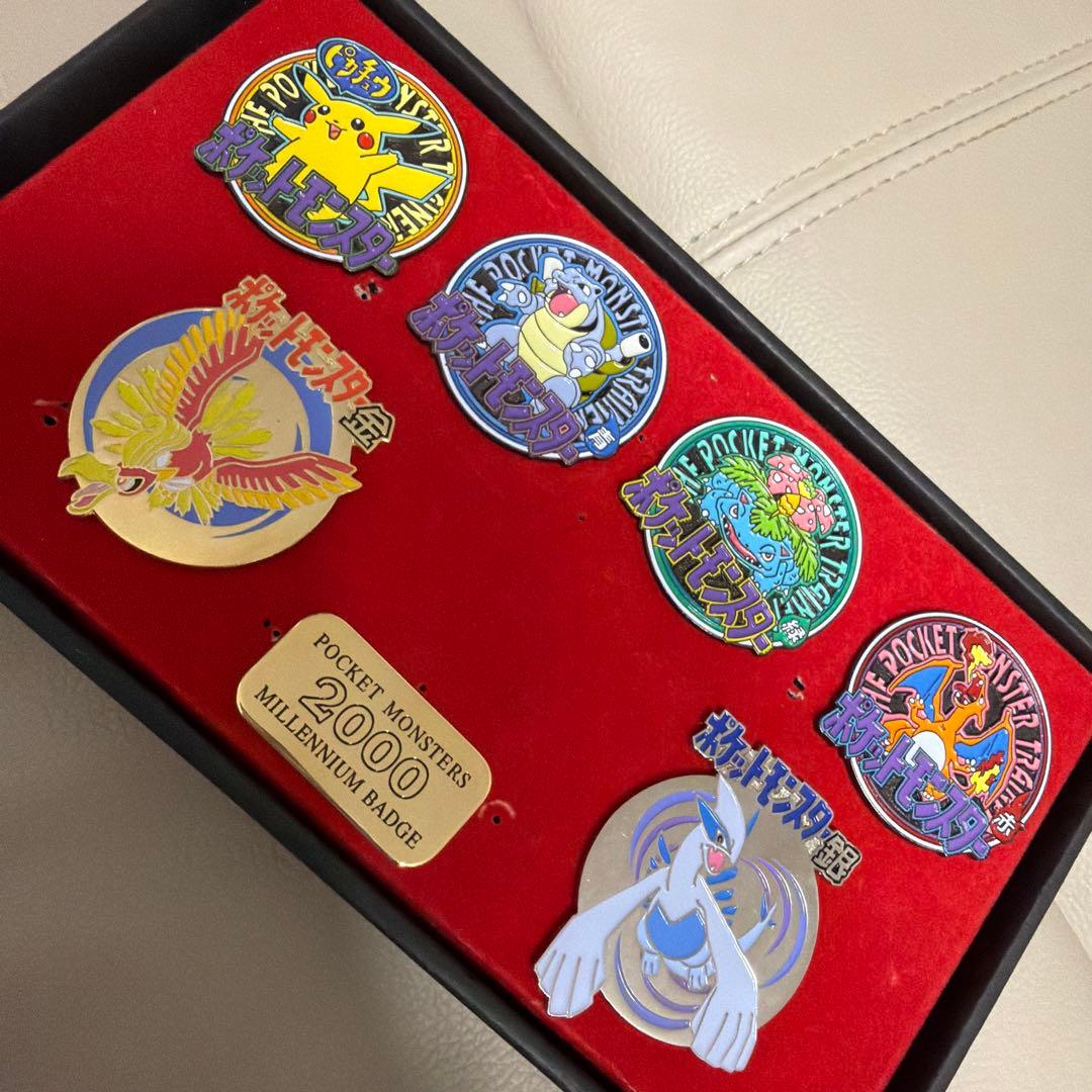 ポケットモンスター ミレニアムバッジ 2000年記念 限定 ピンバッジ