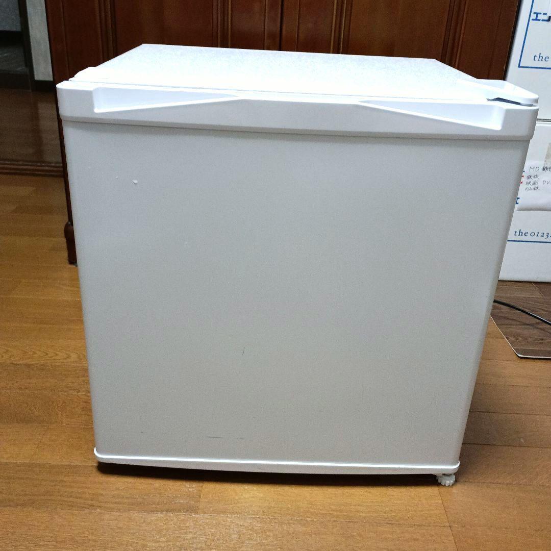 【美品】小型　YAMAZEN 冷蔵庫　YFR-51 楽天市場】冷蔵庫 小型 1ドア冷蔵庫 46L YFR-51(W) 小型冷蔵庫 右開き