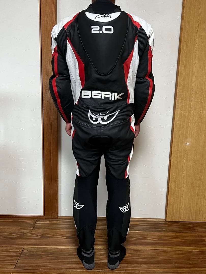 ベリック 革ツナギ レーシングスーツ Lサイズ52 MFJ検）アレンネス