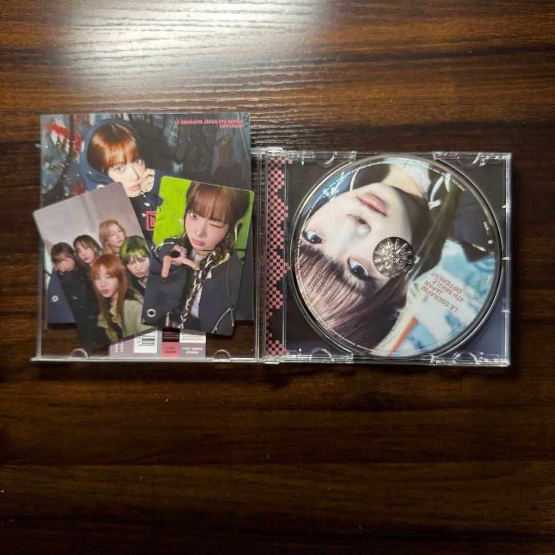 LE SSERAFIM \"DIFFERENT\" 10形態セット+付属ポスター