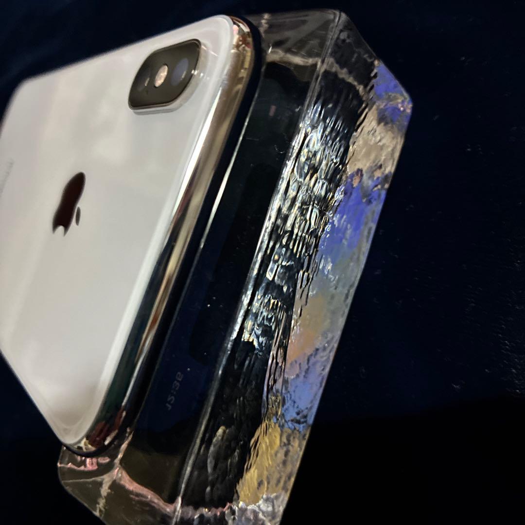 Apple iPhone X 64GB - メルカリ