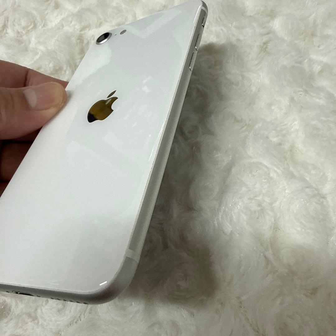 iPhone SE 第2世代 128GB ホワイト