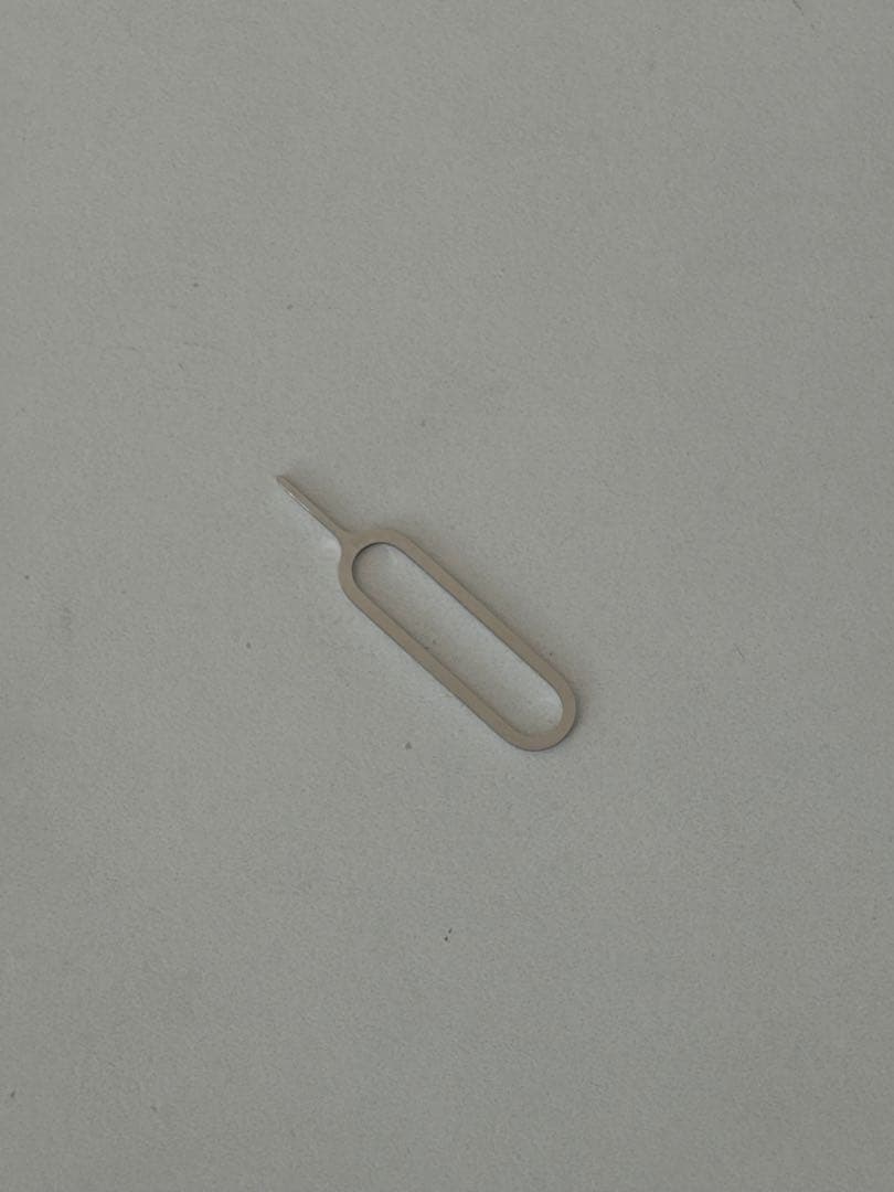 ぶっちよ　超美品　超絶お得　iPhone16本体のみ　てんこ盛りおまけ付き