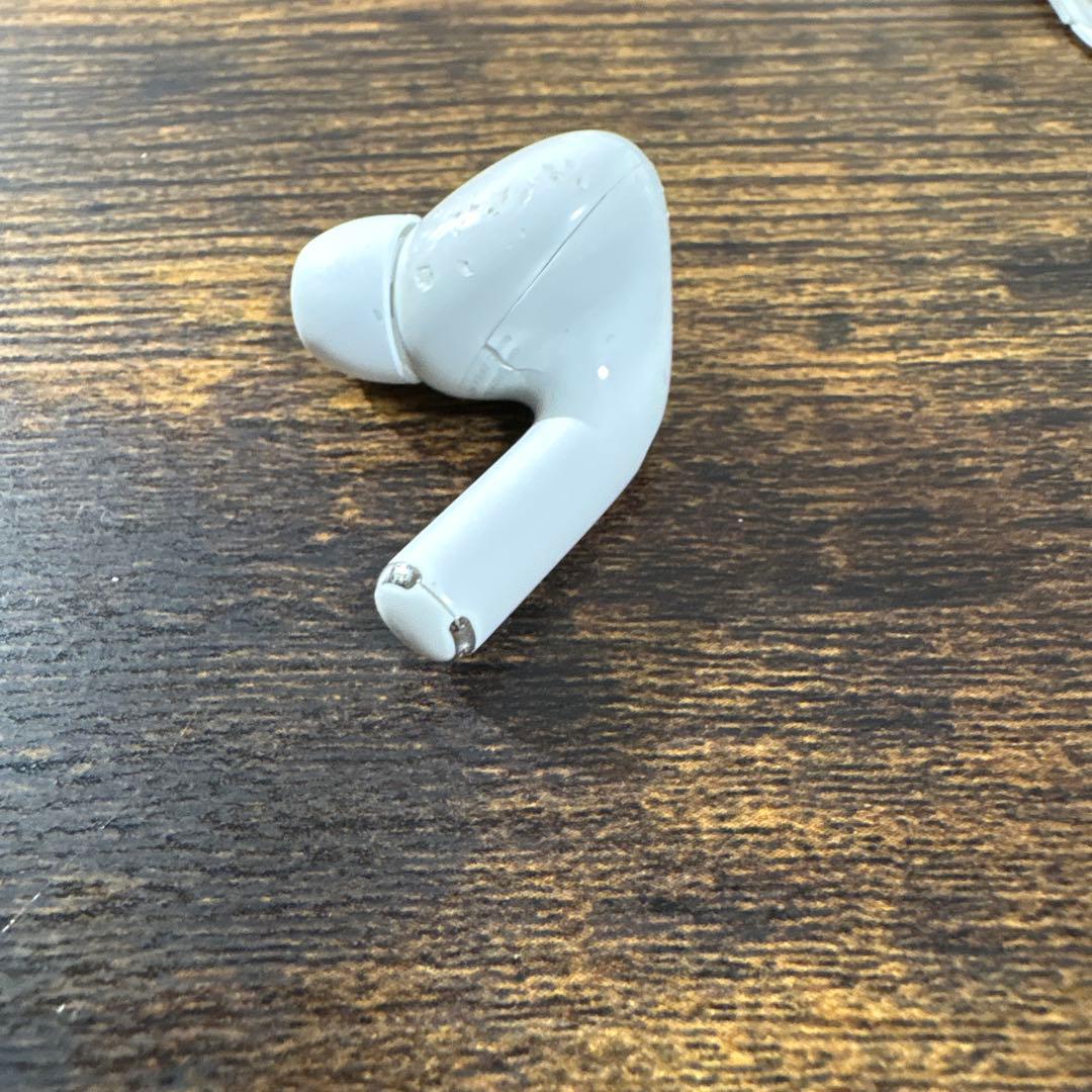 AirPods Pro 第2世代 右耳故障 - メルカリ