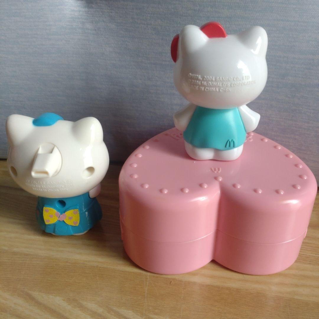 ハローキティ ハッピーセット まとめて 2014 2004 笛 小物入れ - メルカリ